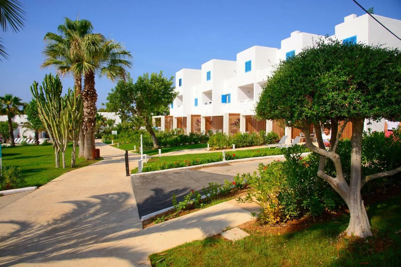 Hotel Cala Llenya Resort Ibiza